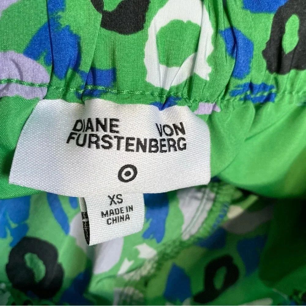 Diane Von Furstenberg for Target leopard Green High Waist nylon Pants Size XS - Picture 7 of 7